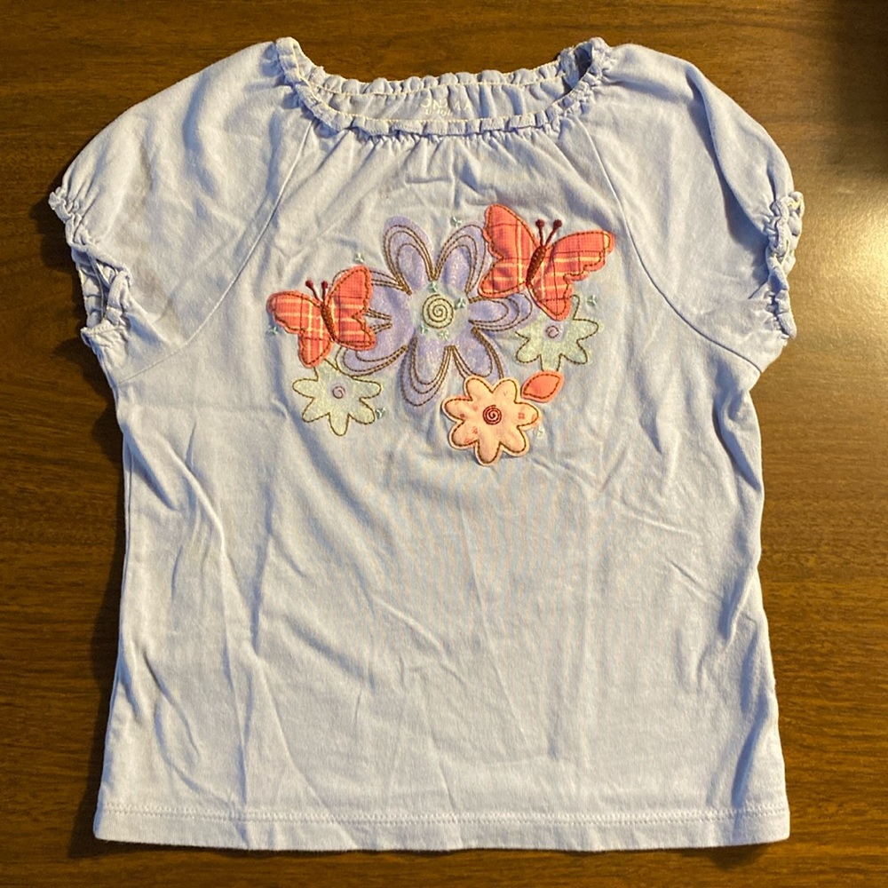 Sonoma t-shirt size 6